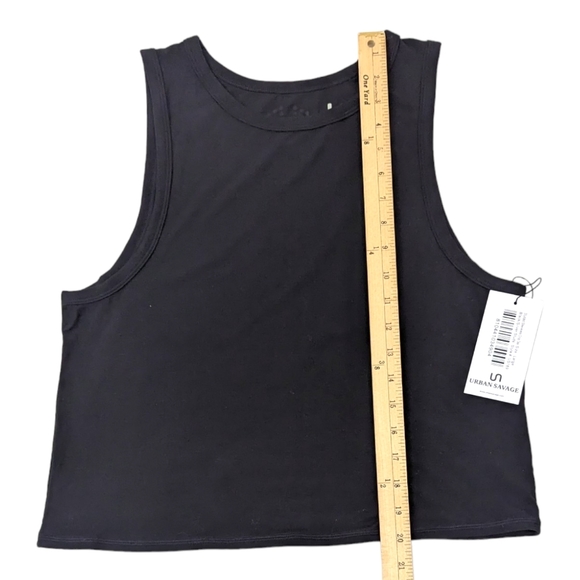 Urban Savage Studded Crop Tee Tank Top NEW Womens Large Black Workout Athletic - Picture 13 of 13